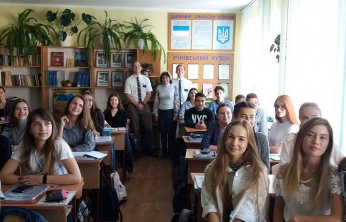 42769401_2011502302221810_3321876888120459264_n