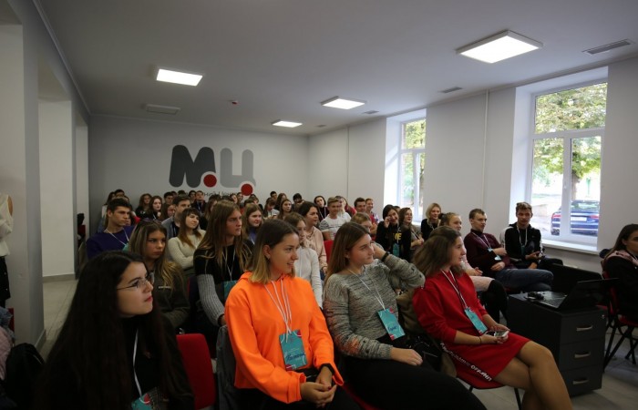 71729283_2477938789198766_2510008901013864448_o